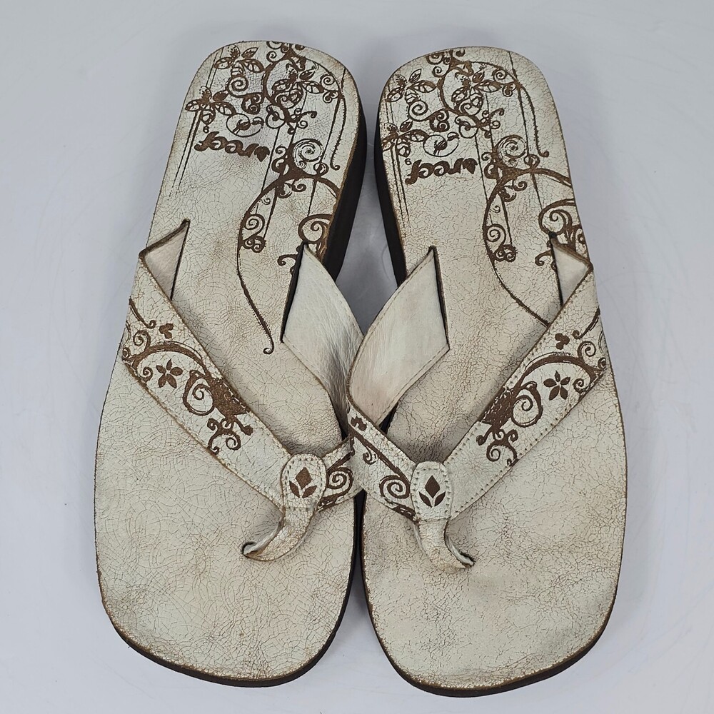 Vintage Y2K Reef 9  White Parched Distressed Leather Floral Platform Flip Flops